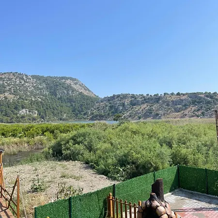 Сasa de vacaciones 101 Gün Kiralık Havuzlu House Kayacık *