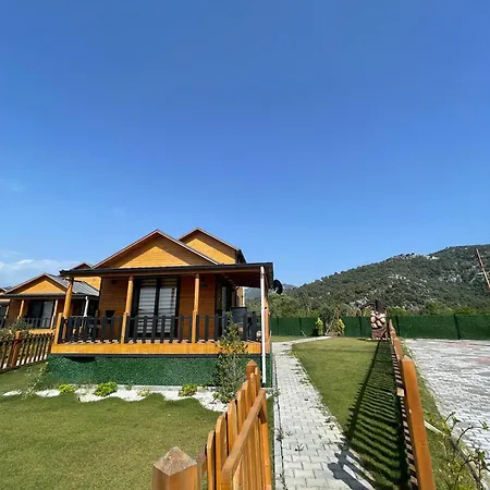 101 Guen Kiralik Havuzlu House Kayacik 펜션 *